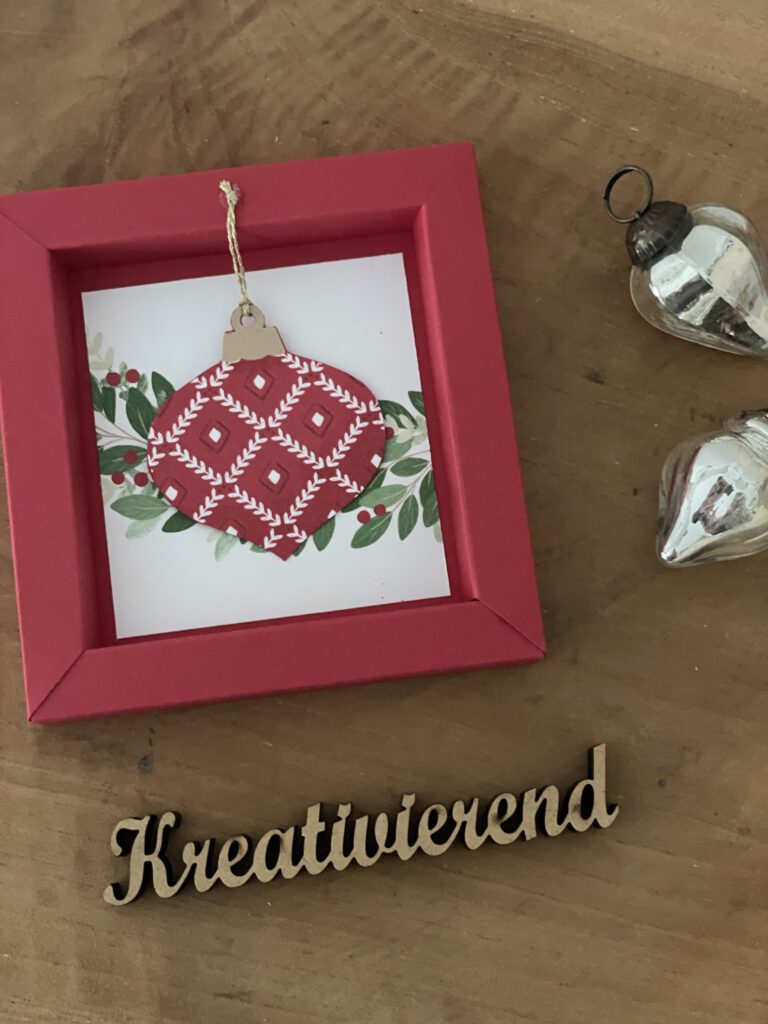 Shadow-Box mit Anhänger